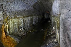 Метростроевцам не доверили ремонтировать канализацию в Киеве