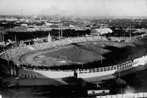 Восстановленный стадион в Донецке. Матч «Шахтер»-«Динамо». Видео 1958 года