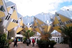 13 планировок квартир, которые почти невозможно представить в Украине. Часть 2