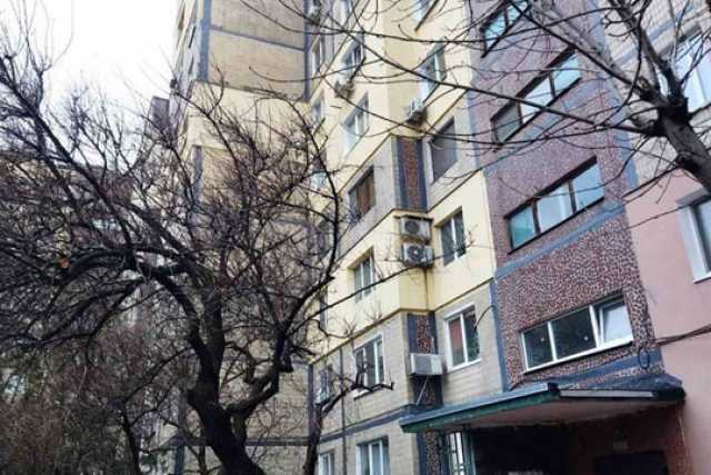 У днiпровських багатоповерхiвках ремонтують мiжпанельнi шви