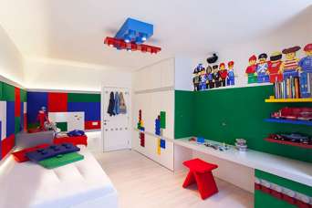 Как оформить детскую комнату в стиле Lego. Фото