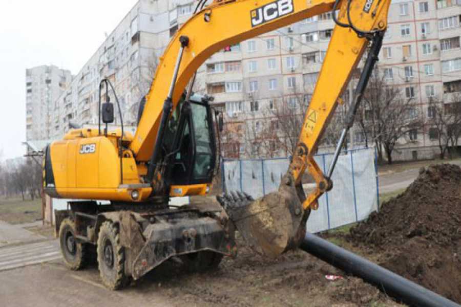 У Харковi оновлюють магiстральний водовiд