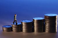 Полтава не уступает пальму первенства по зарплате в строительстве