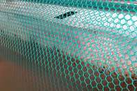 Плюсы и минусы пластиковой сетки-рабицы. Видео