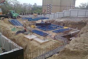 В Черкассах строят новое жилье и ремонтируют дорогу