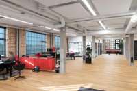 На рынок выходят супербелые потолочные панели-острова