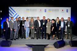 Для участi в пiлотному проектi розробки планiв вiдновлення обрано 10 громад