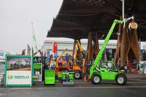 Самые интересные погрузчики крупнейшей агровыставки. Фото