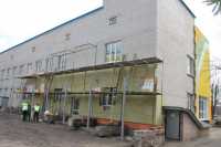 На вiдбудовi лiкарнi в Тростянцi вiдновили роботи