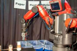 Создан робот для сортировки мусора. Видео