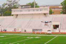 В США беспилотники привлечены для дезинфекции стадионов. Видео