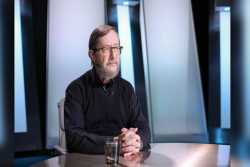 Лучший способ разрешить проблему с беженцами - поставлять больше оружия Украине