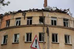 Ще троє мешканцiв звернулися за допомогою з житлом у Львовi