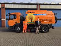 В Херне заработала спецмашина с одним двигателем для уборки улиц