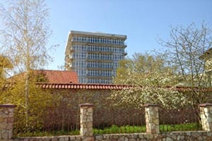 В частном секторе Днепропетровска начали строить многоэтажку