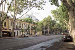 На 92-миллионный ремонт тротуаров дадут всего 1 тыс. грн.