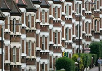 Еще 46 семей хотят получить жилье от государства