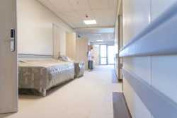 Ремонт у столичному медичному центрi реабiлiтацiї завершать за два мiсяцi