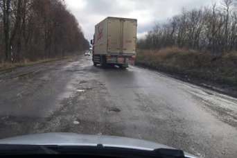 Уход за хмельницкими дорогами отдали местному облавтодору