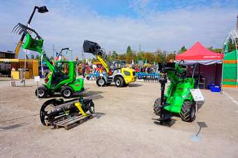 На выставке АгроЭкспо-2019 показали компактную многофункциональную технику. Фото