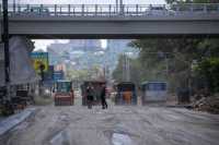 Шляхопровiд на Оболонi вiдкриють до осенi