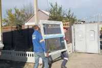 Мiжнароднi органiзацiї допомагають замiнити вiкна в оселях Посад-Покровського