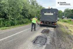 В Iвано-Франкiвськiй областi полiпшують стан двох дорiг