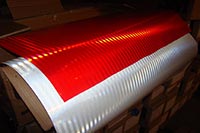 Для столичных дорог закупили дорогую пленку