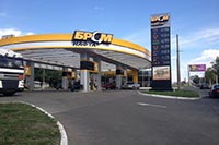 Из-за лени прокуроров под Борисполем таки построили заправку