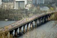 Мост Патона еще не разваливается