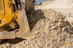 У харкiвському мiкрорайонi намагалися видобувати пiсок