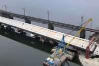 На мосту через Чертомлык установили пролетную конструкцию