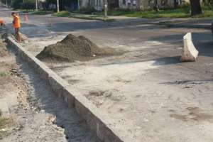 В Никополе подрядчик за свой счет переремонтирует дорогу