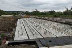 На львiвськiй дорозi ремонтують 59-лiтнiй мiст