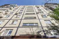 У Днiпрi комплексно ремонтують найдовший будинок