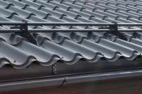 Ruukki представила элементы безопасности кровли: снегозадержатели
