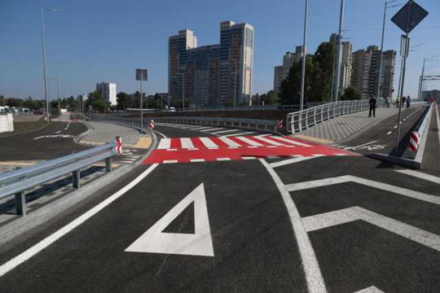 На Оболонi вiдкрили рух з&#039;їздами та заїздами на новий шляхопровiд