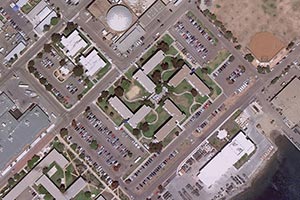 Фото дня – Здание-свастика