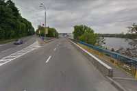 На з'їздi з Днiпровського узвозу вiдремонтують бар'єрне огородження