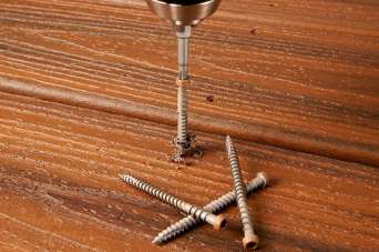 Как выбрать винты для строительства настила. Фото и видео