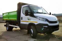 Украинские коммунальщики получили новый самосвал