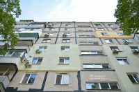 У Днiпрi комплексно ремонтують найдовший будинок