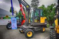 В Киеве представили новый компактный экскаватор Volvo