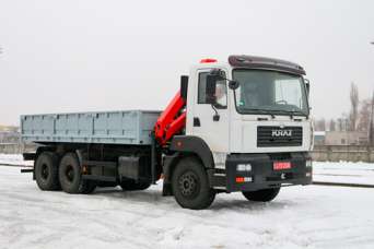 Черкасский завод оснастил манипуляторами бескапотные КрАЗы