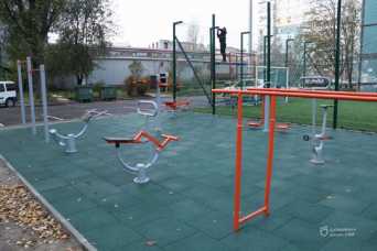 У Днiпрi вiдновлюють спортивнi комплекси у дворах