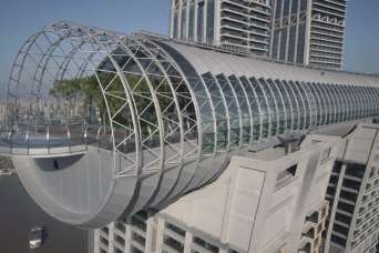 &quot;Горизонтальный небоскреб&quot; открыли для посещений