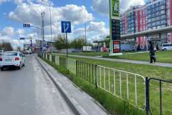 У Львовi демонтують вуличне огородження на ще кiлькох вулицях