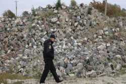 Демонтована брукiвка у Львовi повторно використовуєтся на вулицях