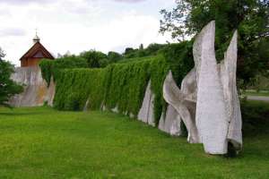 Как «похоронили» Стену Памяти на Байковом кладбище Киева