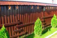 Лучшие заборы из профнастила. Фото